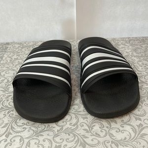 Danward mens slides size 43 in excellent preowned condition, made in Italy 🇮🇹